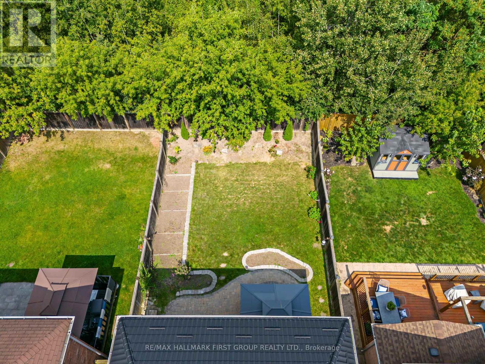 494 Rougewalk Drive, Pickering, Ontario  L1X 0A1 - Photo 5 - E12940558