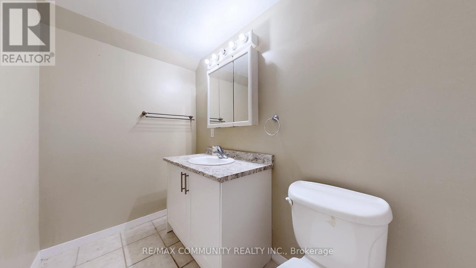 Bsmt - 12 Hialeah Crescent, Whitby, Ontario  L1N 6R1 - Photo 33 - E12940608