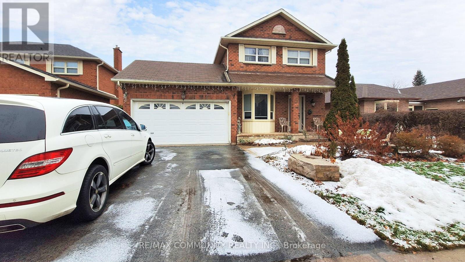 Bsmt - 12 Hialeah Crescent, Whitby, Ontario  L1N 6R1 - Photo 4 - E12940608