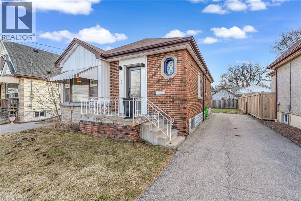 165 Rosewood Road, Hamilton, Ontario  L8K 3J3 - Photo 2 - 40812391