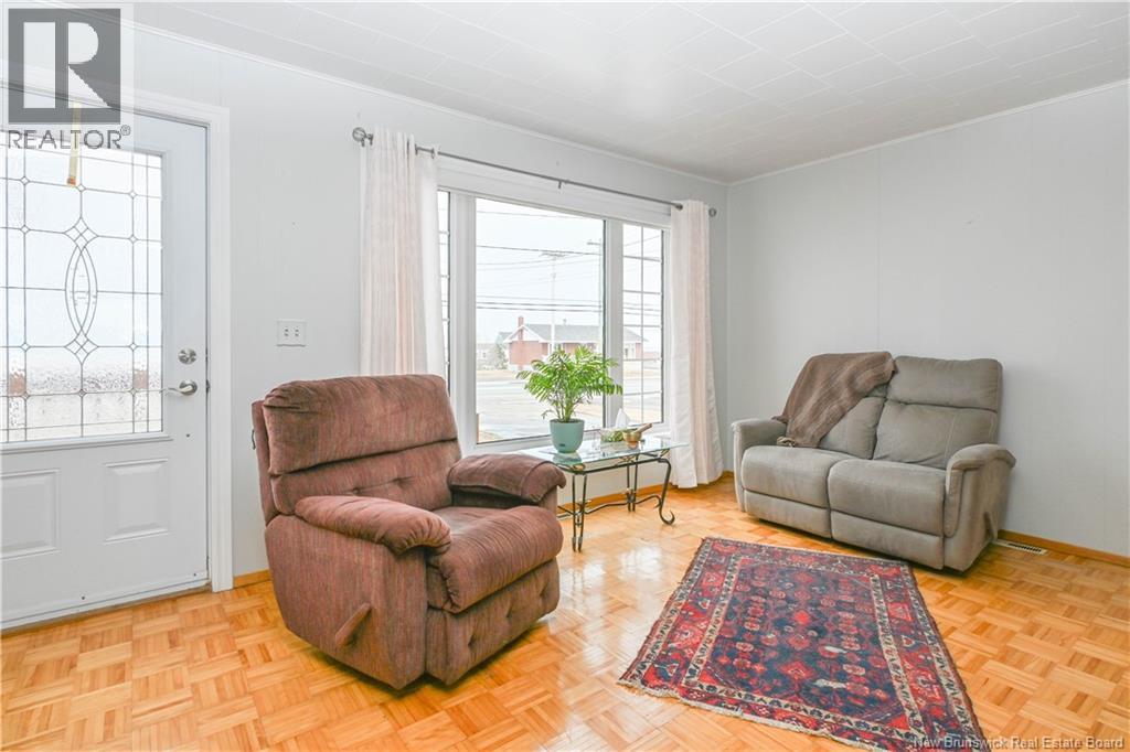 336 Saint-Pierre E. Boulevard, Caraquet, New Brunswick  E1W 1B4 - Photo 17 - NB136238