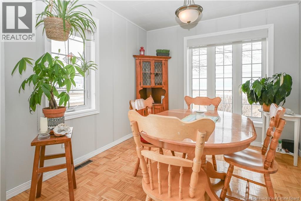 336 Saint-Pierre E. Boulevard, Caraquet, New Brunswick  E1W 1B4 - Photo 13 - NB136238