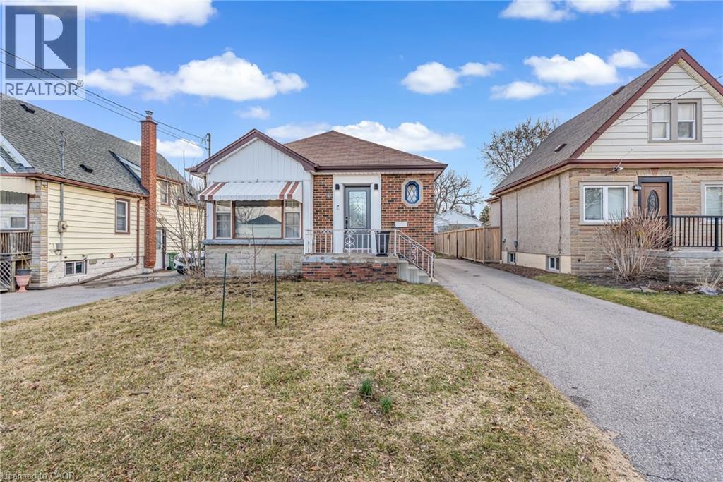 165 ROSEWOOD Road, Hamilton, Ontario