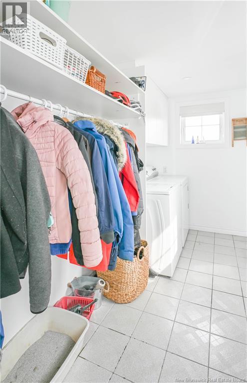 336 Saint-Pierre E. Boulevard, Caraquet, New Brunswick  E1W 1B4 - Photo 32 - NB136238