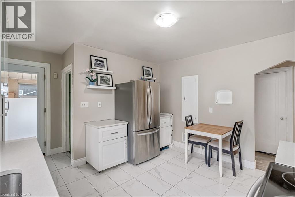 165 Rosewood Road, Hamilton, Ontario  L8K 3J3 - Photo 9 - 40812391