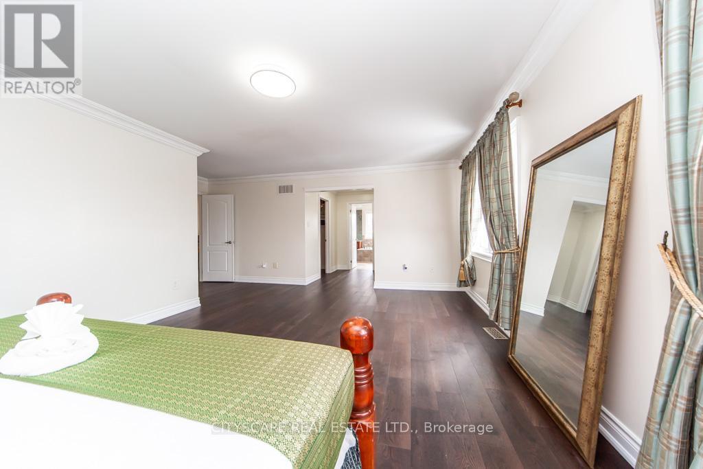 136 Manley Avenue, Whitchurch-Stouffville, Ontario  L4A 0C5 - Photo 24 - N12940594