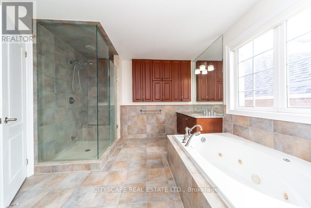 136 Manley Avenue, Whitchurch-Stouffville, Ontario  L4A 0C5 - Photo 26 - N12940594