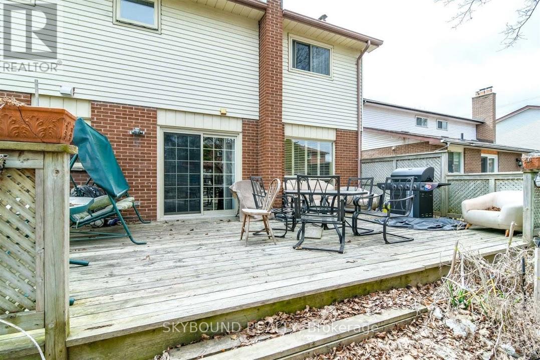 Upper - 7 Mackay Street N, Brampton, Ontario  L6S 2Z9 - Photo 14 - W12603930