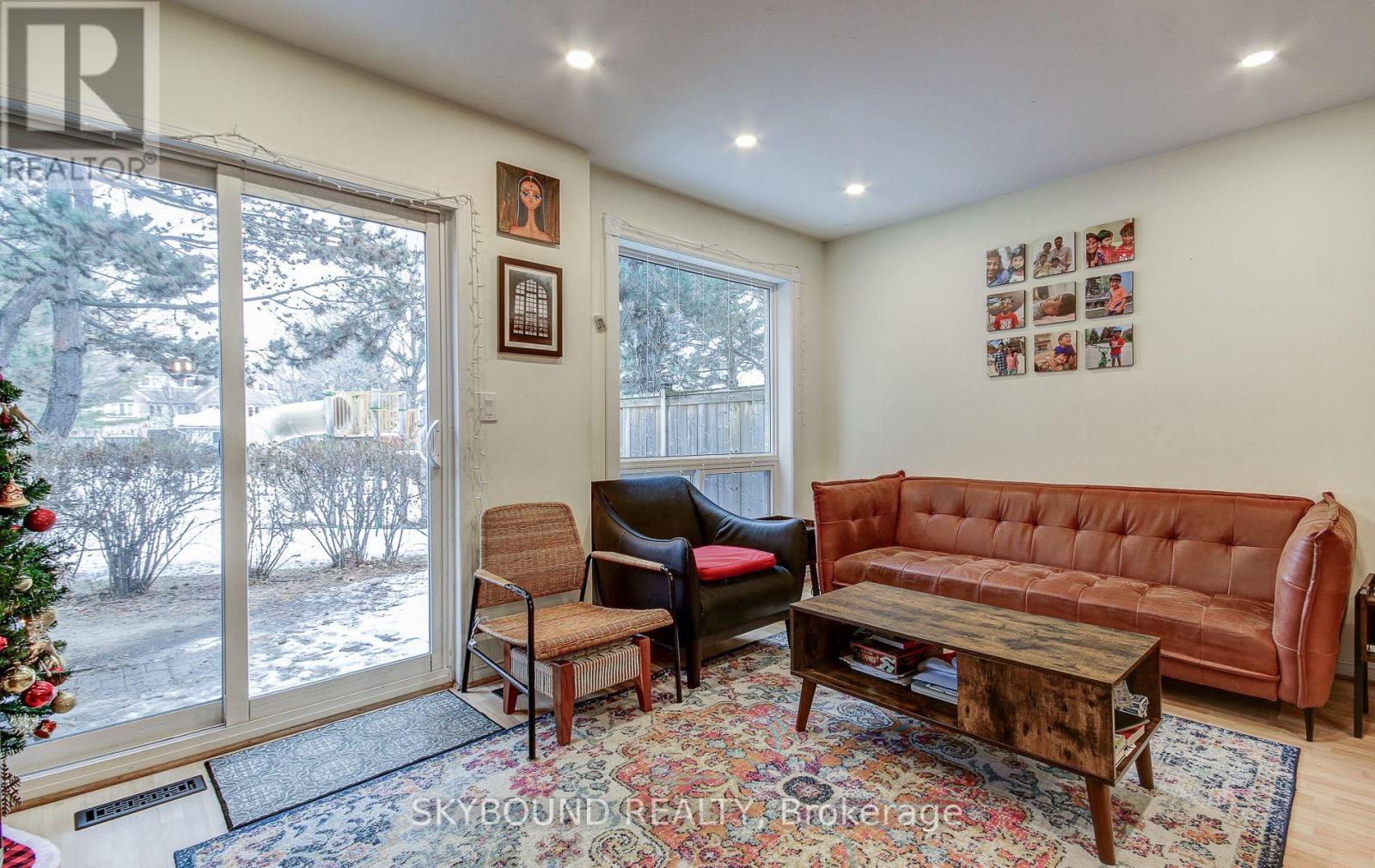 75 - 55 Barondale Drive, Mississauga, Ontario  L4Z 3N8 - Photo 9 - W12689078