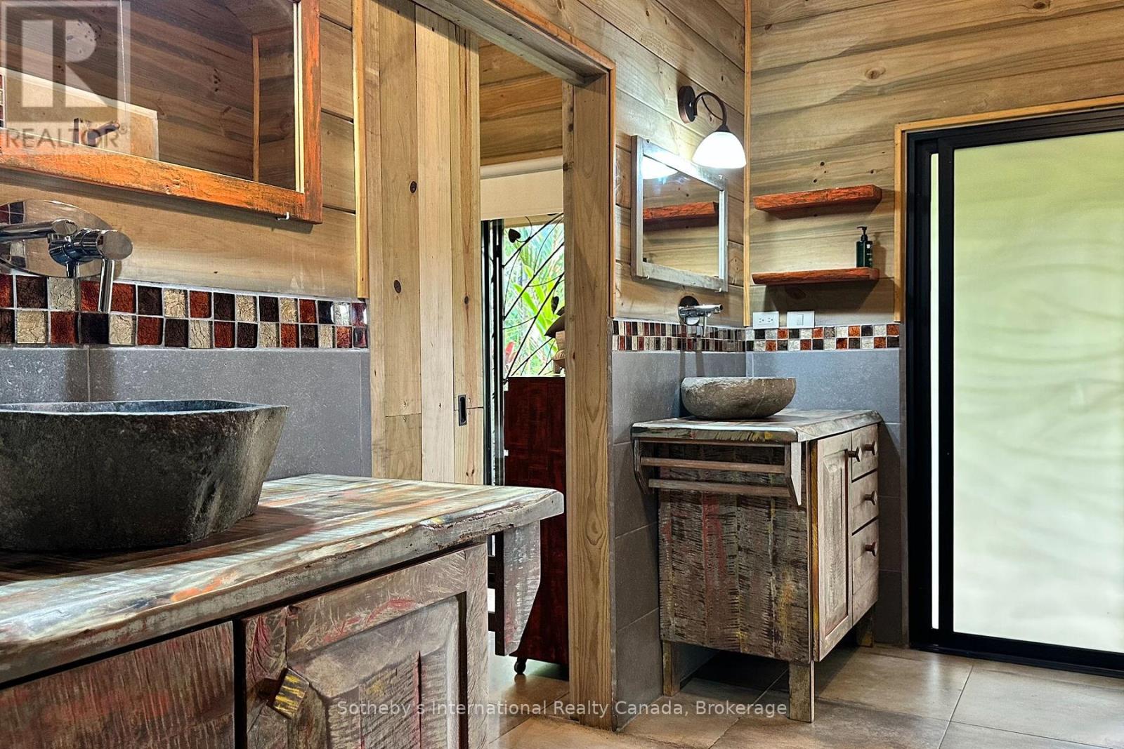 60504 Finca Maranon, Costa Rica, Ontario   - Photo 14 - X12921988