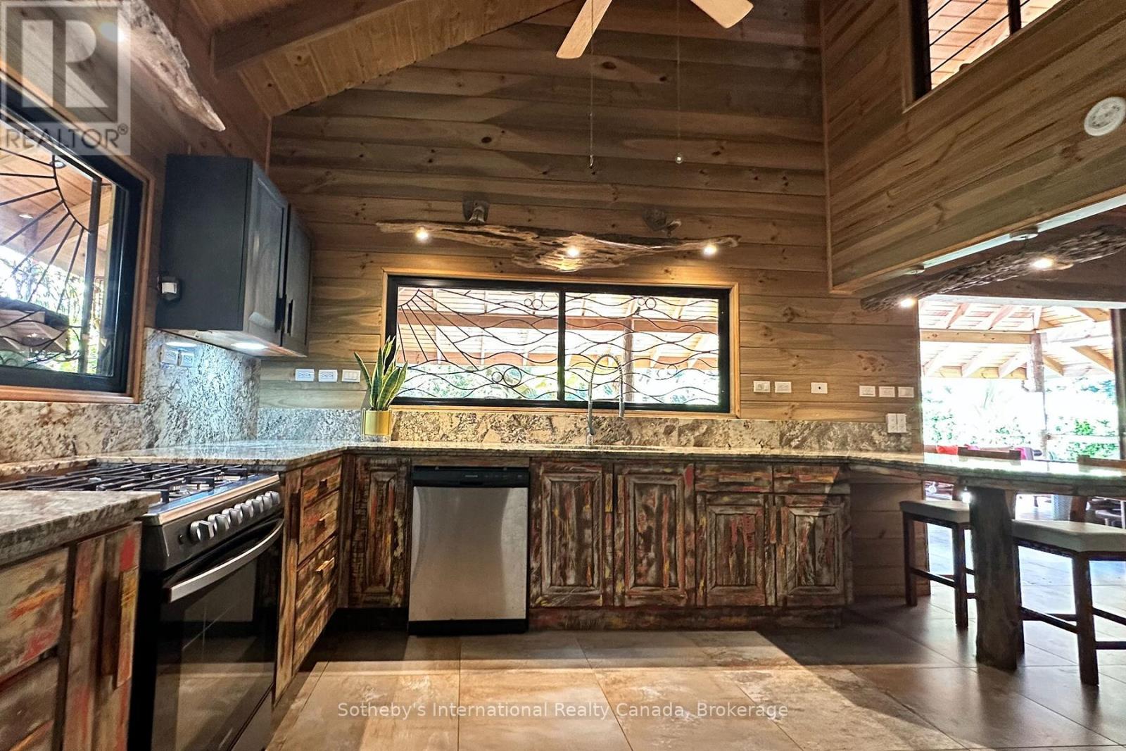 60504 Finca Maranon, Costa Rica, Ontario   - Photo 12 - X12921988