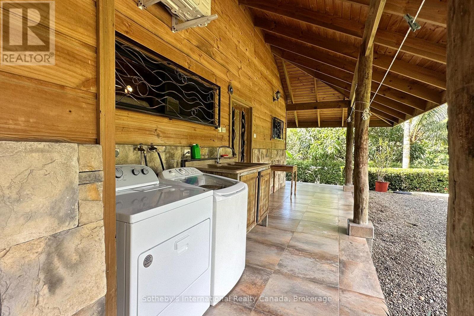 60504 Finca Maranon, Costa Rica, Ontario   - Photo 20 - X12921988
