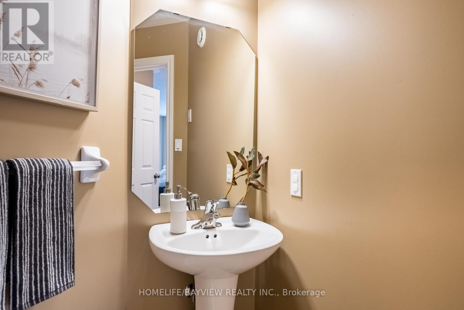 629 Autumnwood Trail, Oshawa, Ontario  L1K 3A9 - Photo 11 - E12884078