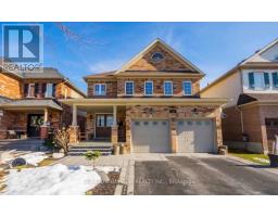 629 AUTUMNWOOD TRAIL, Oshawa, Ontario