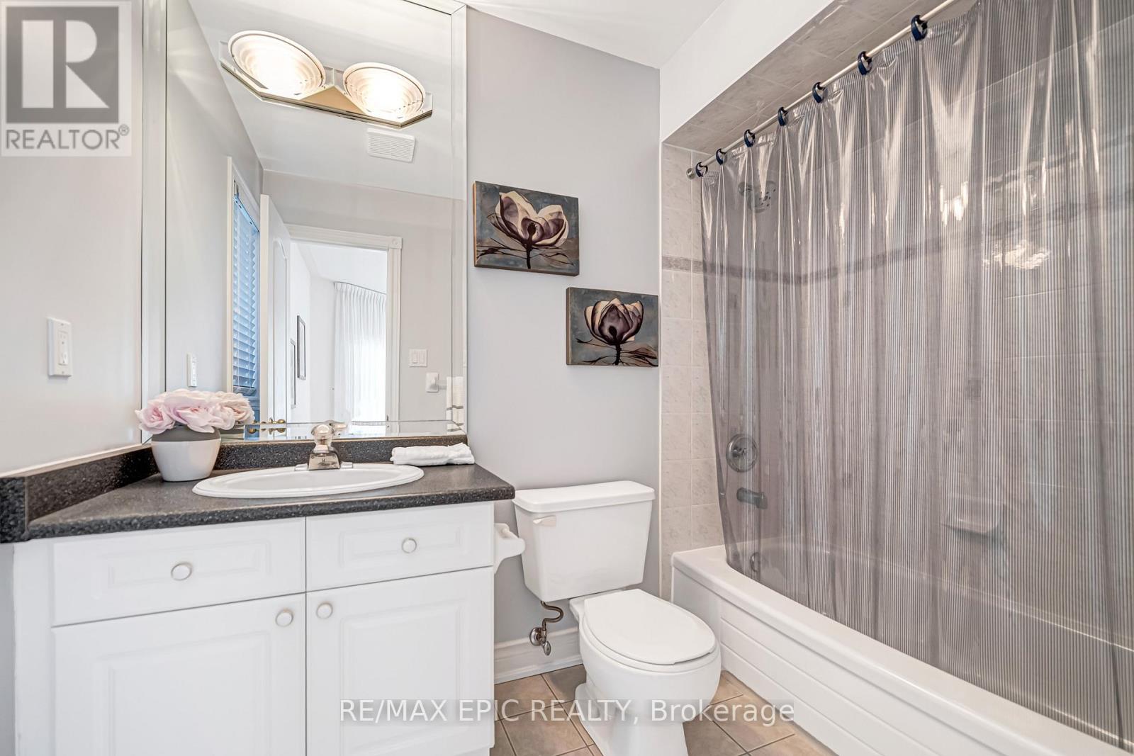 11 Palace Court, Richmond Hill, Ontario  L4B 4C3 - Photo 34 - N12938800