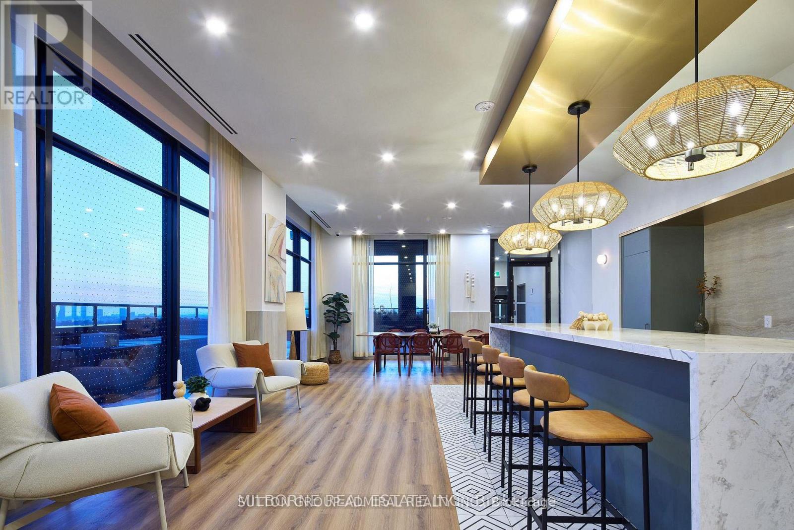 908 - 1660 Bloor Street, Toronto, Ontario  M6P 1A8 - Photo 15 - W12940162