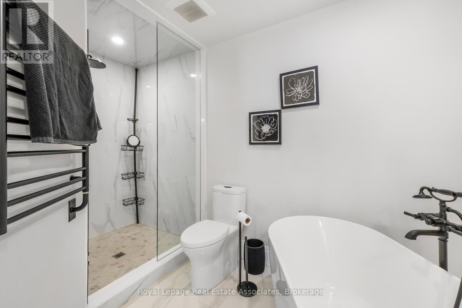 2388 Stone Glen Crescent, Oakville, Ontario  L6M 0C7 - Photo 20 - W12940498