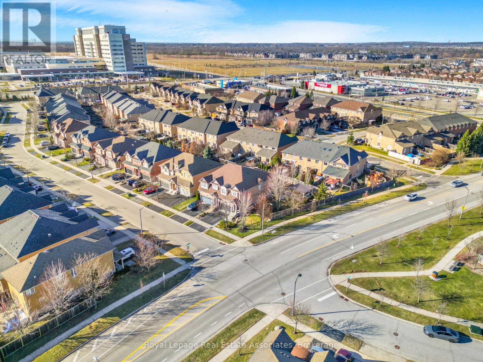 2388 Stone Glen Crescent, Oakville, Ontario  L6M 0C7 - Photo 3 - W12940498