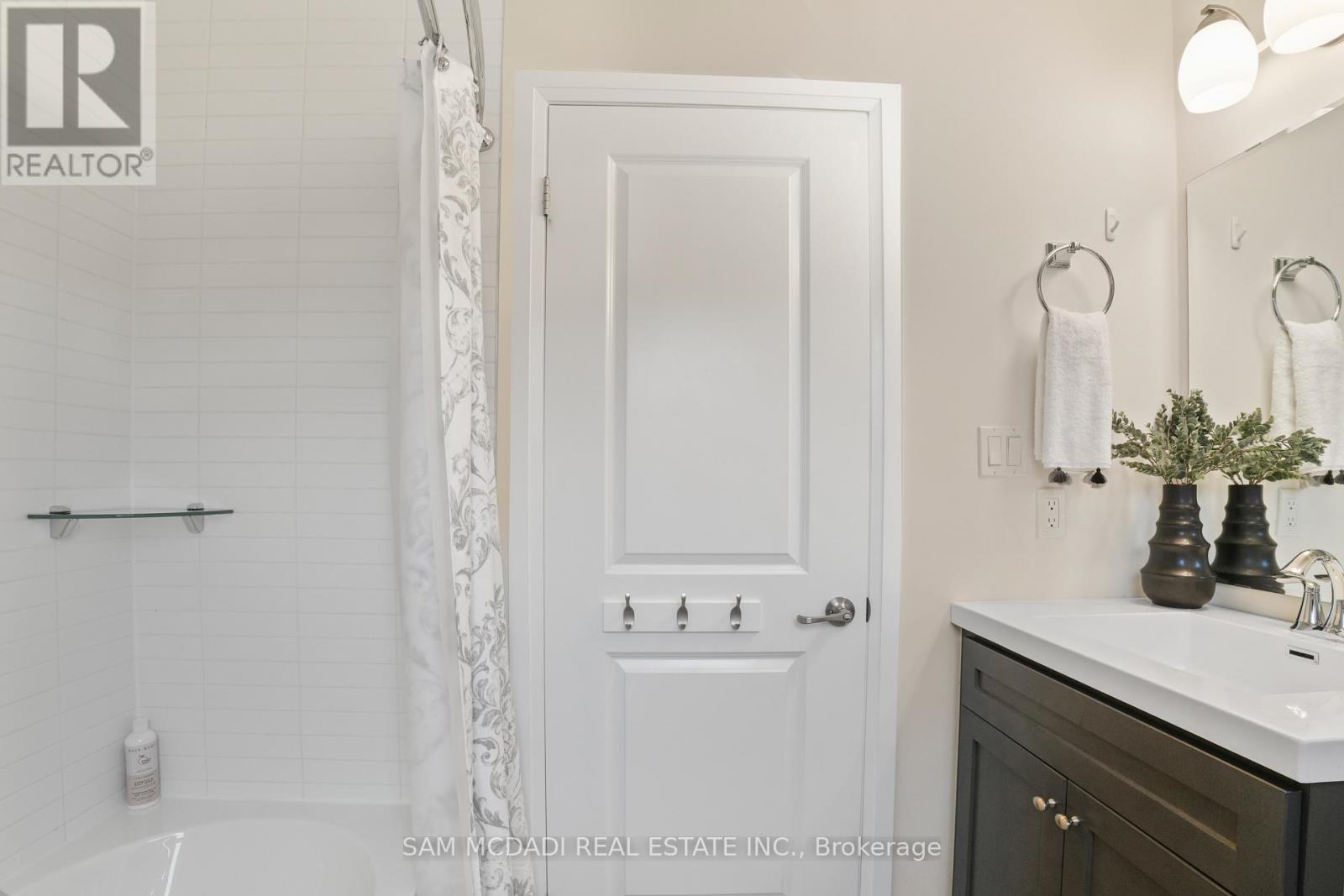 34 - 3006 Creekshore Common, Oakville, Ontario  L6M 0Y6 - Photo 24 - W12940526