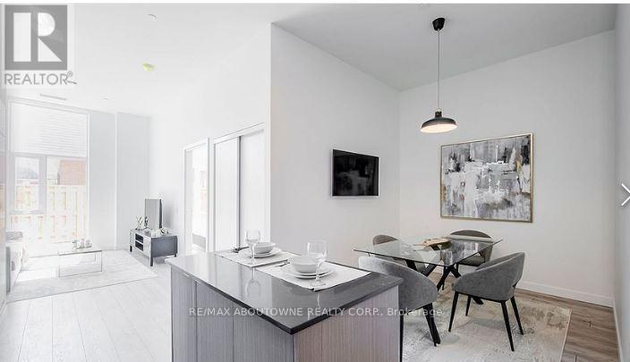 A0336 - 125 Bronte Road, Oakville, Ontario  L6L 3C1 - Photo 7 - W12940528