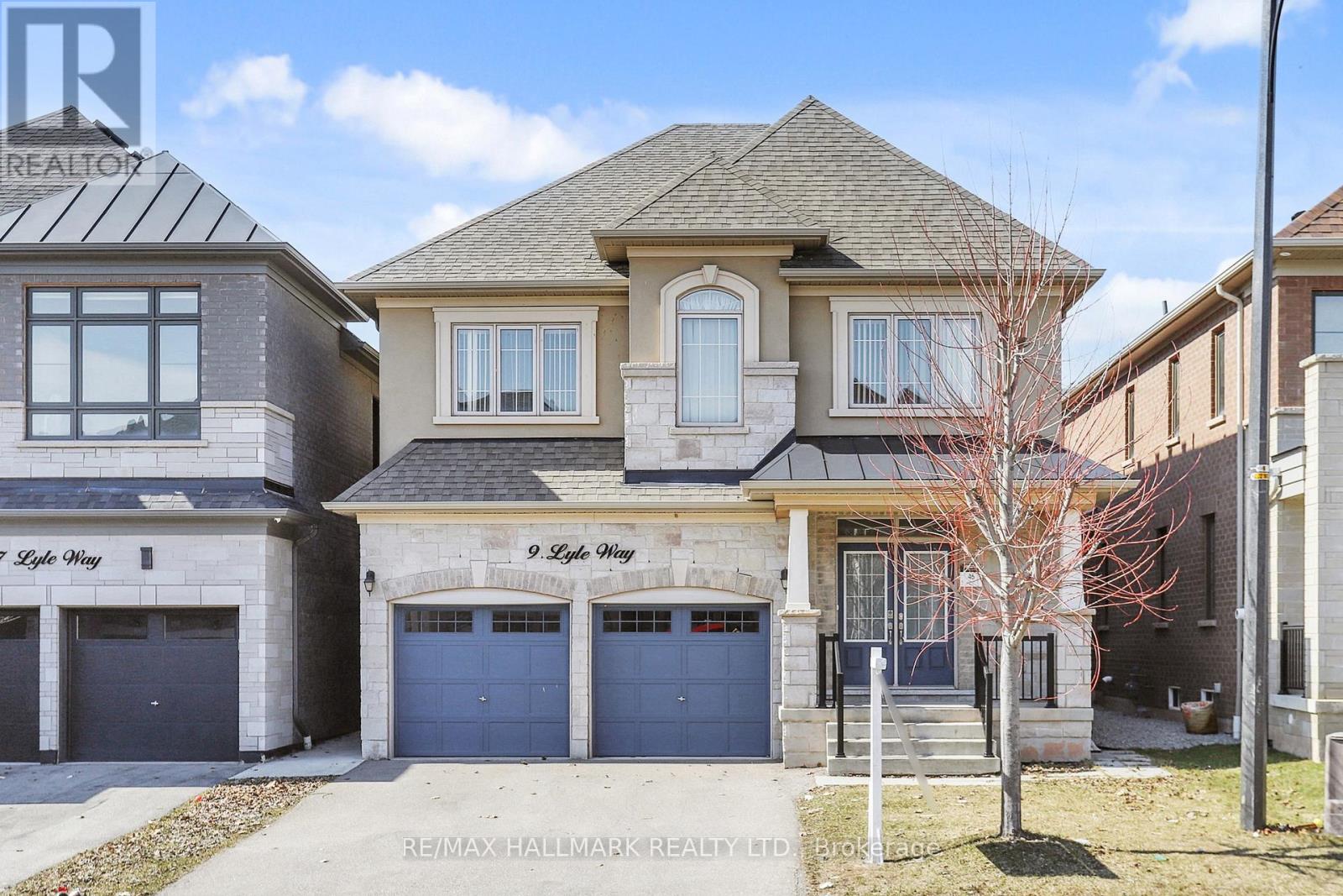 9 LYLE WAY S, Brampton, Ontario