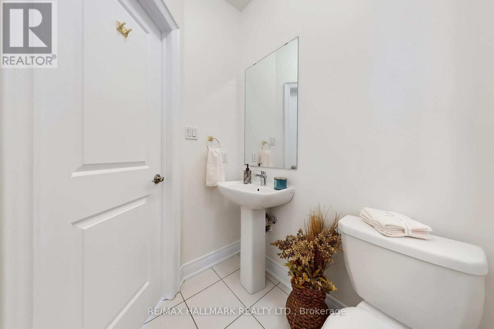 9 Lyle Way S, Brampton, Ontario  L6X 5P8 - Photo 21 - W12940534