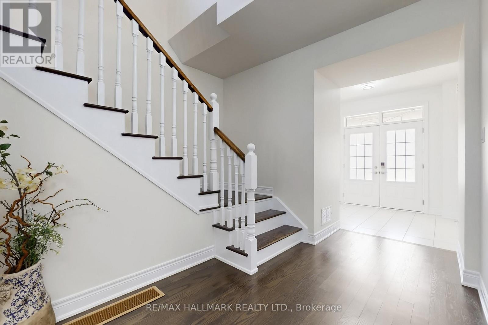 9 Lyle Way S, Brampton, Ontario  L6X 5P8 - Photo 22 - W12940534