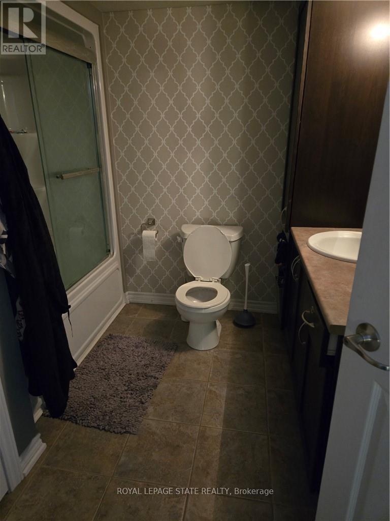 305 - 1390 Main Street E, Milton, Ontario  L9T 7S9 - Photo 11 - W12940544