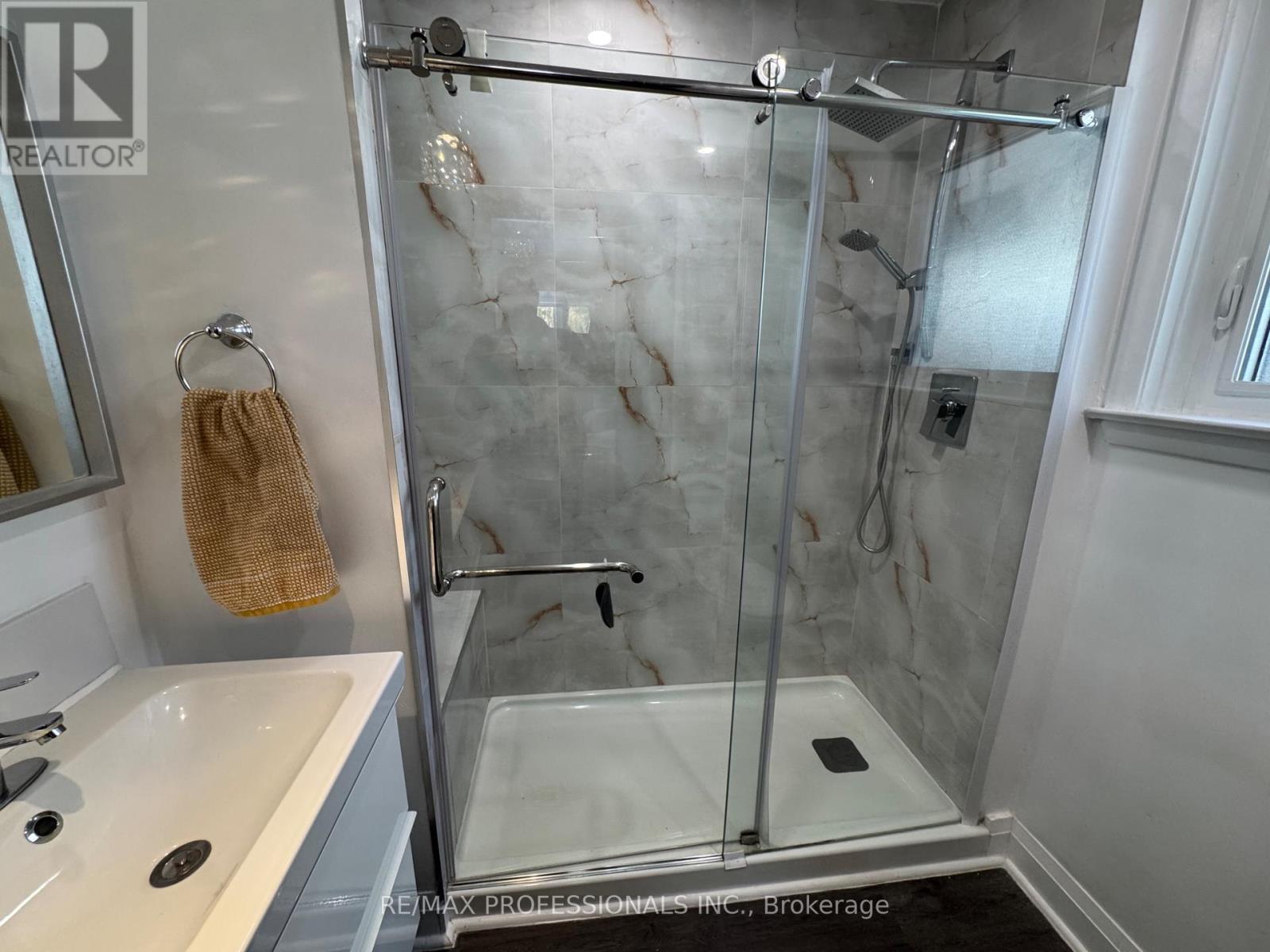 Ground - 11 Grasspoint Crescent, Toronto, Ontario  M9C 2T9 - Photo 10 - W12940572