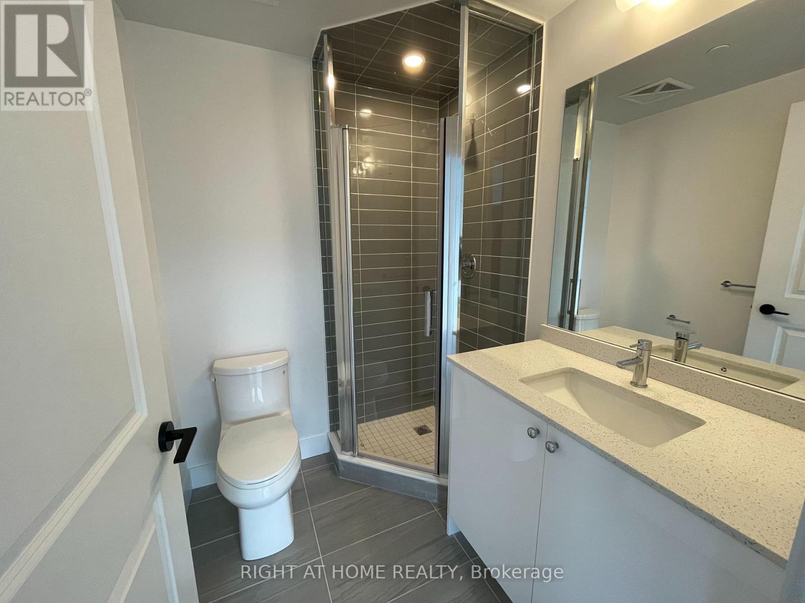 715 - 2333 Khalsa Gate, Oakville, Ontario L6M 5R6 - Photo 11 - W12940582