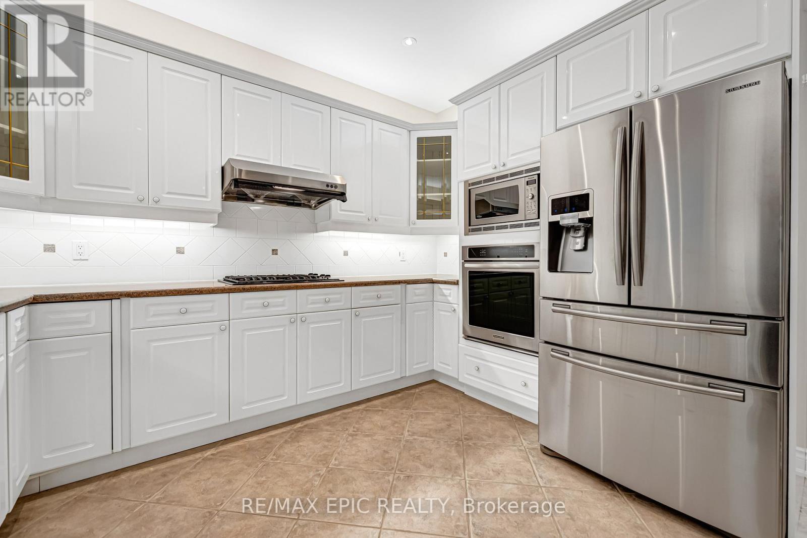 11 Palace Court, Richmond Hill, Ontario  L4B 4C3 - Photo 20 - N12938800