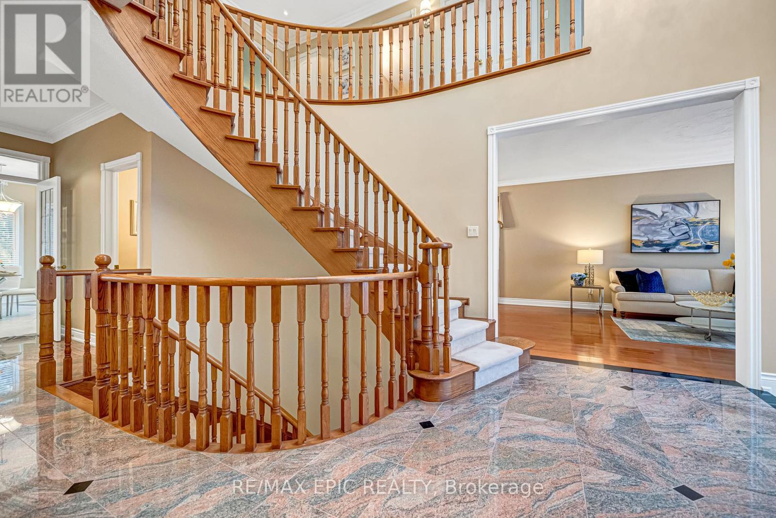 11 Palace Court, Richmond Hill, Ontario  L4B 4C3 - Photo 7 - N12938800