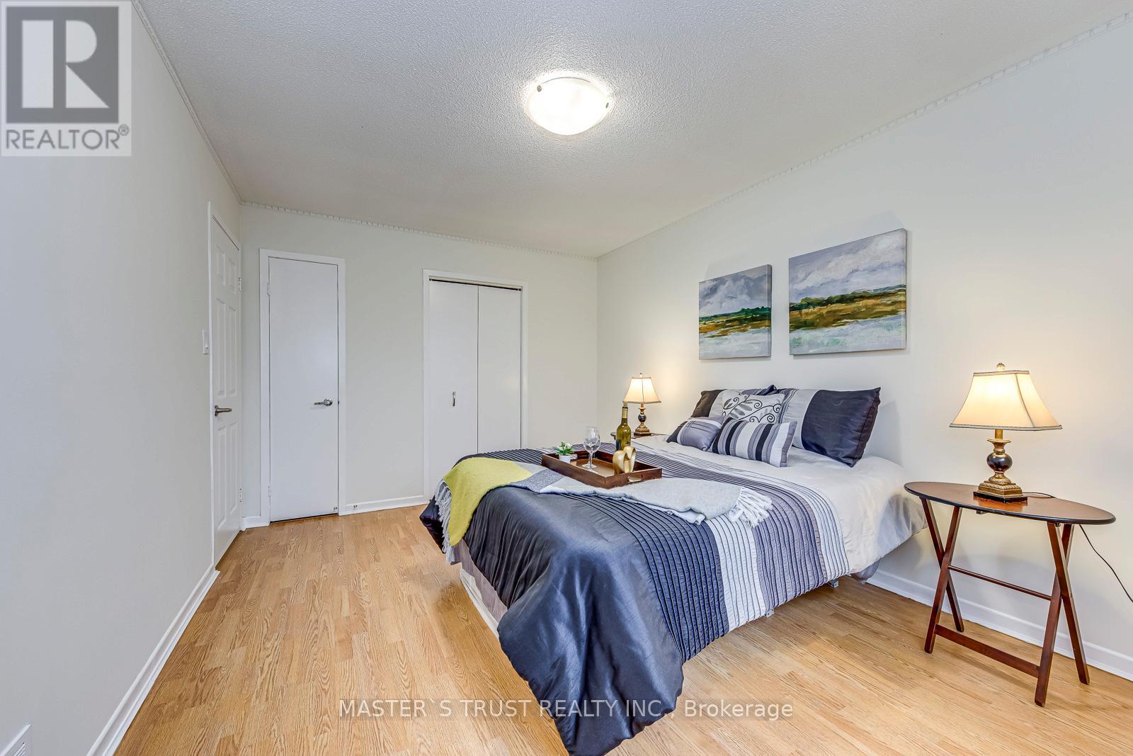 6411 Chaumont Crescent, Mississauga, Ontario  L5N 2M7 - Photo 23 - W12935130