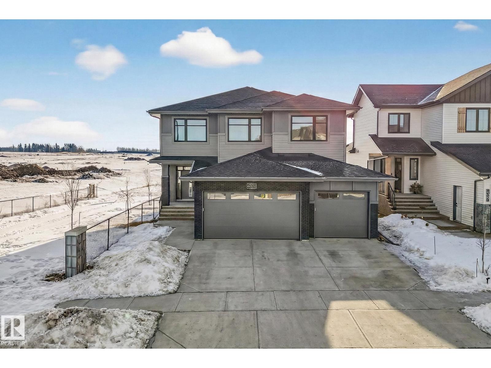 4005 40 Ave, Beaumont, Alberta  T4X 3C1 - Photo 2 - E4472324