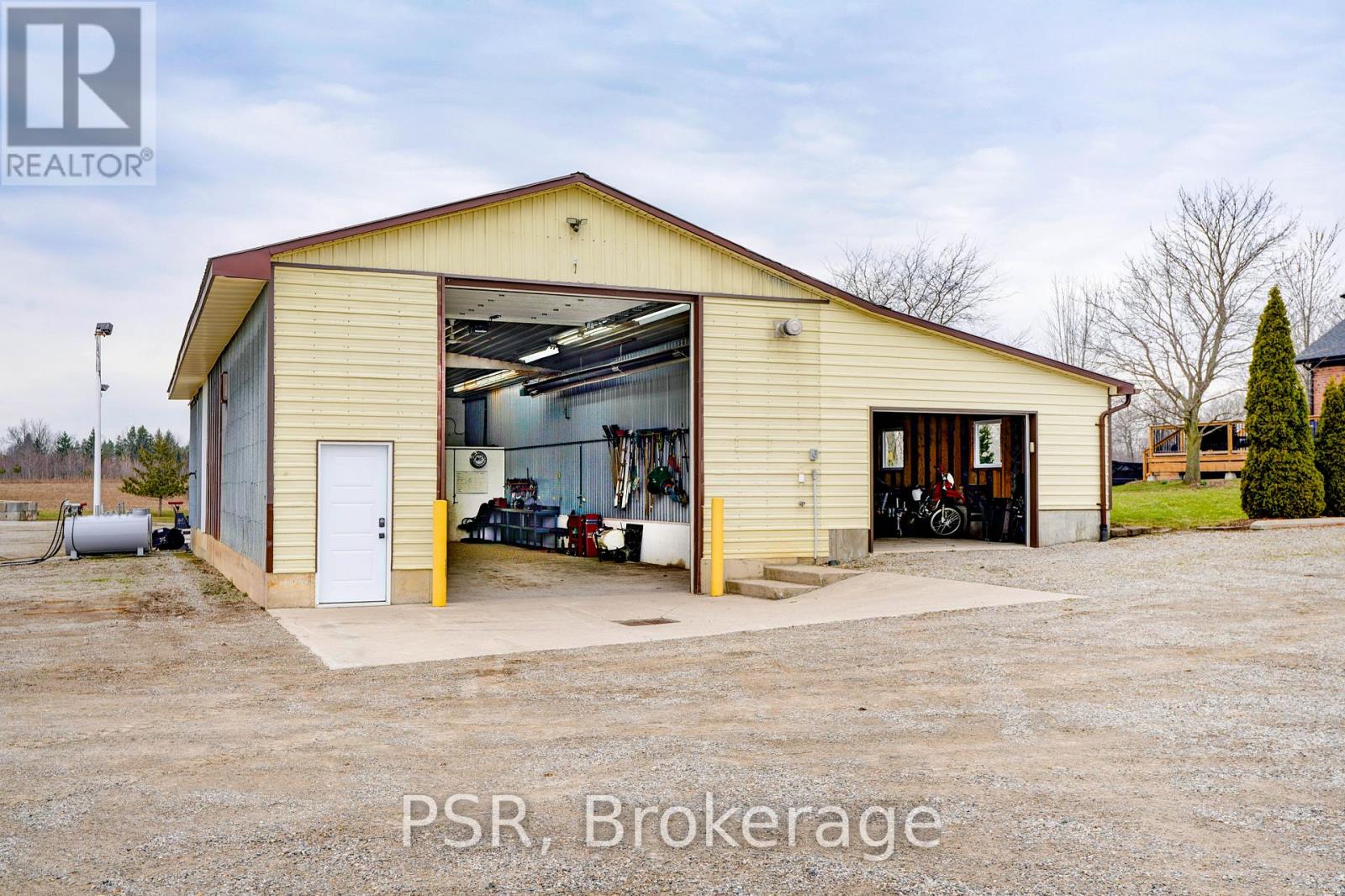 23247 Beattie Line, West Elgin, Ontario  N0L 2N0 - Photo 42 - X12940520