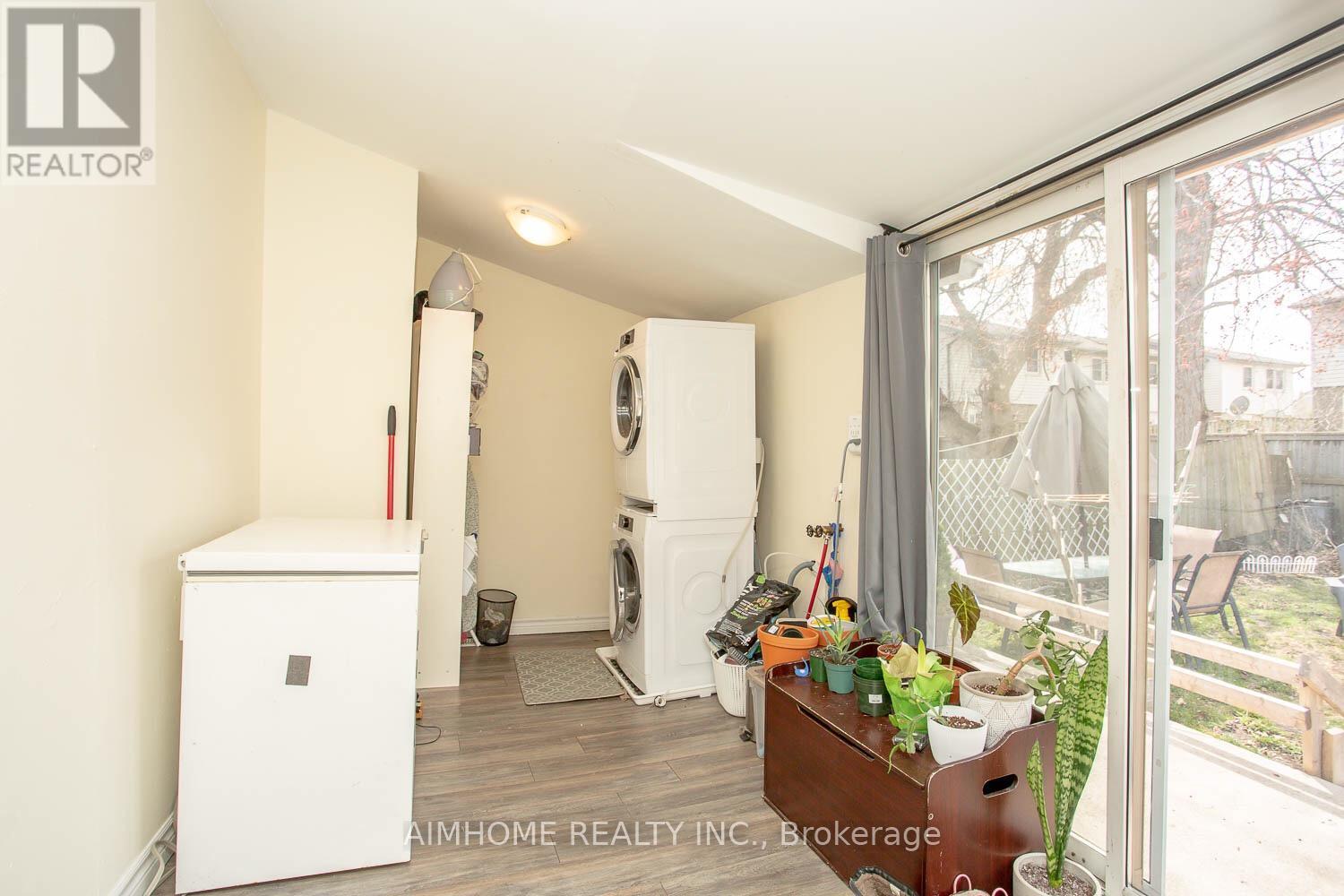 7 Rathgar Street, London East, Ontario  N5Z 1Y3 - Photo 11 - X12940564