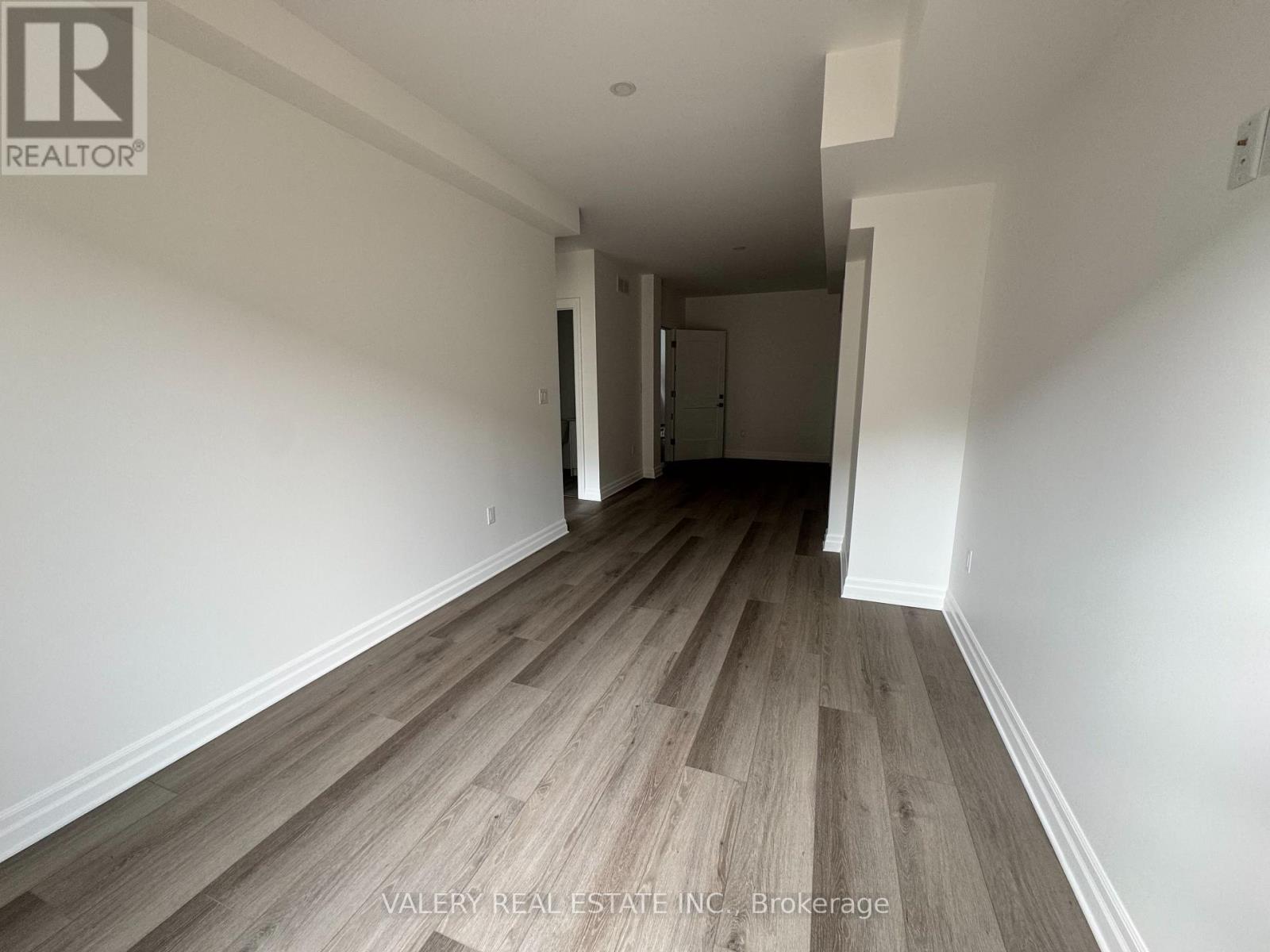 Main - 2 - 7489 Marvel Drive, Niagara Falls, Ontario  L2H 3V7 - Photo 3 - X12940566