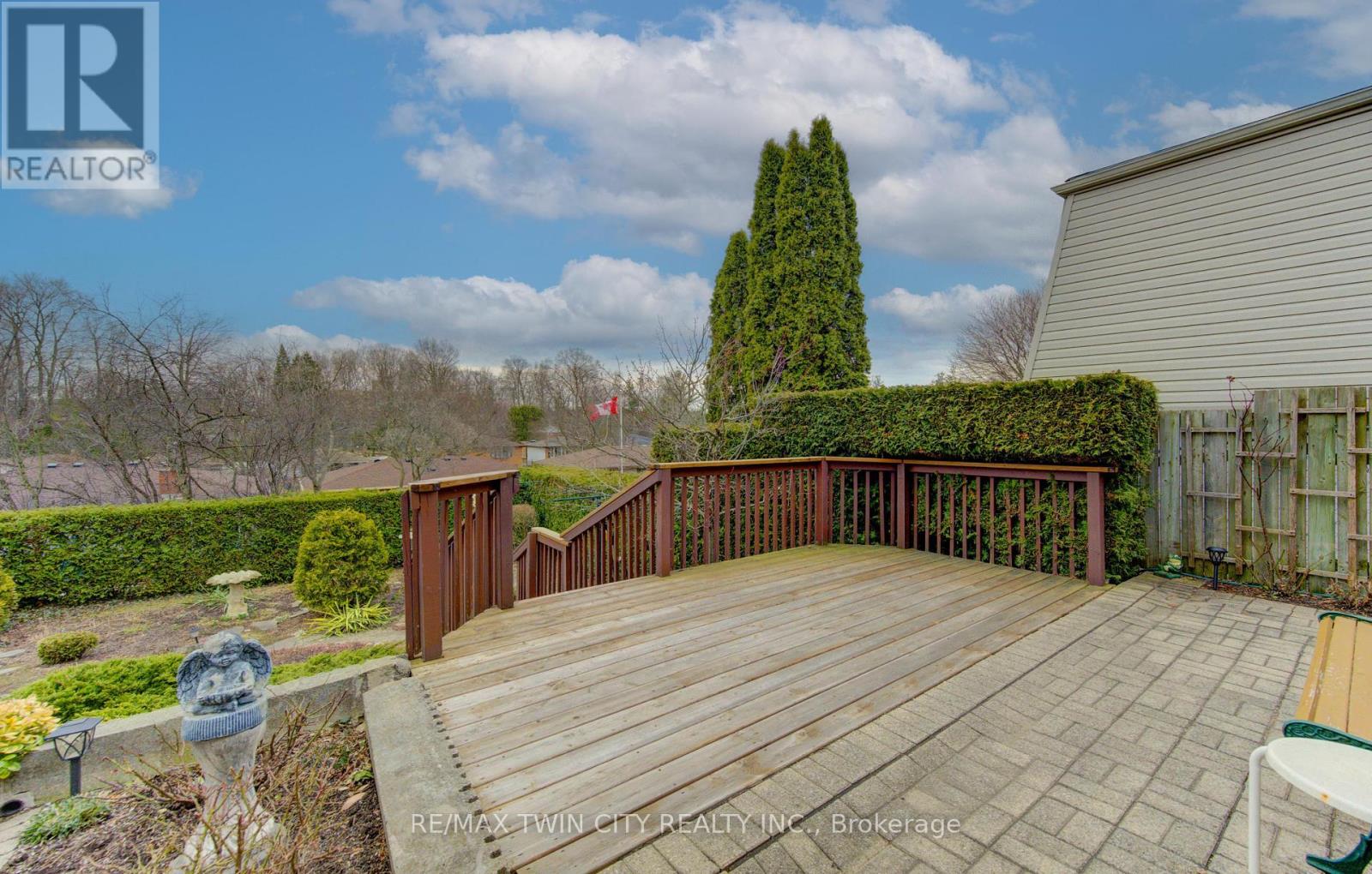 55 Coach Hill Drive, Kitchener, Ontario  N2E 1N7 - Photo 36 - X12940610