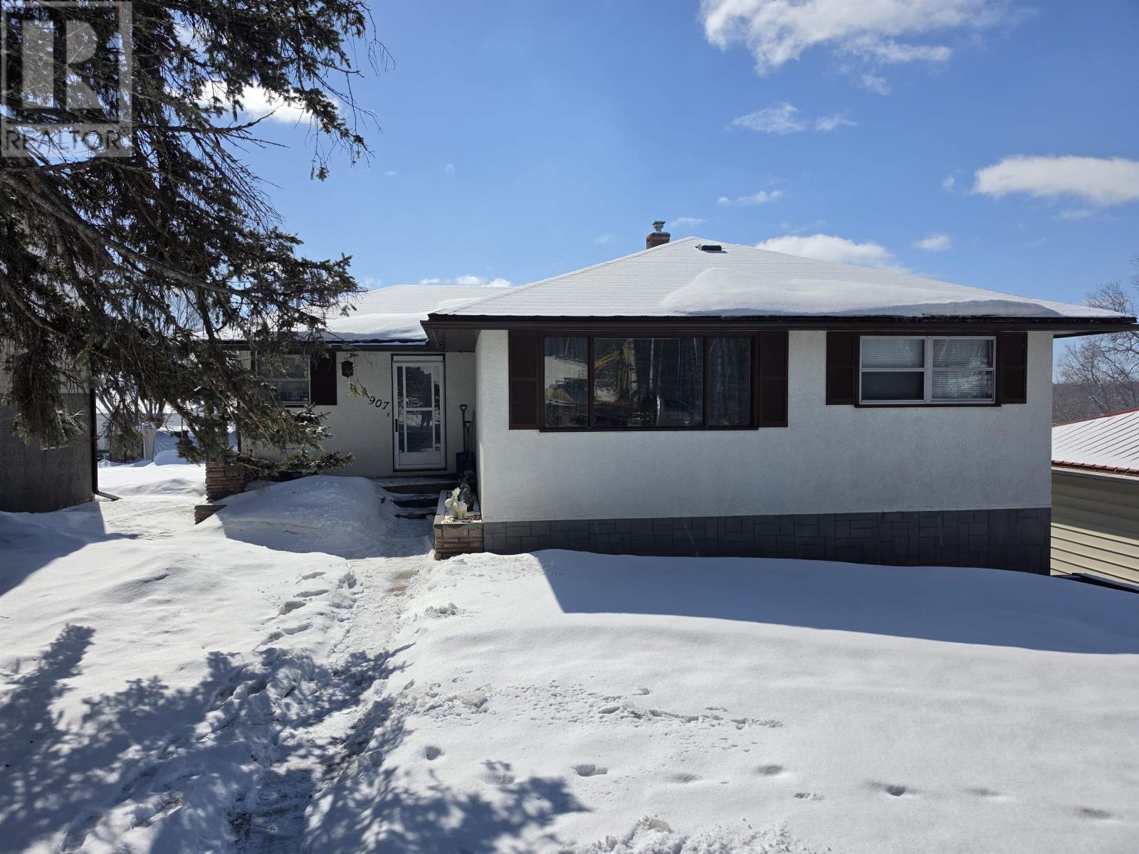 907 Seventh Street N, Kenora, Ontario  P9N 2R4 - Photo 36 - TB2600573