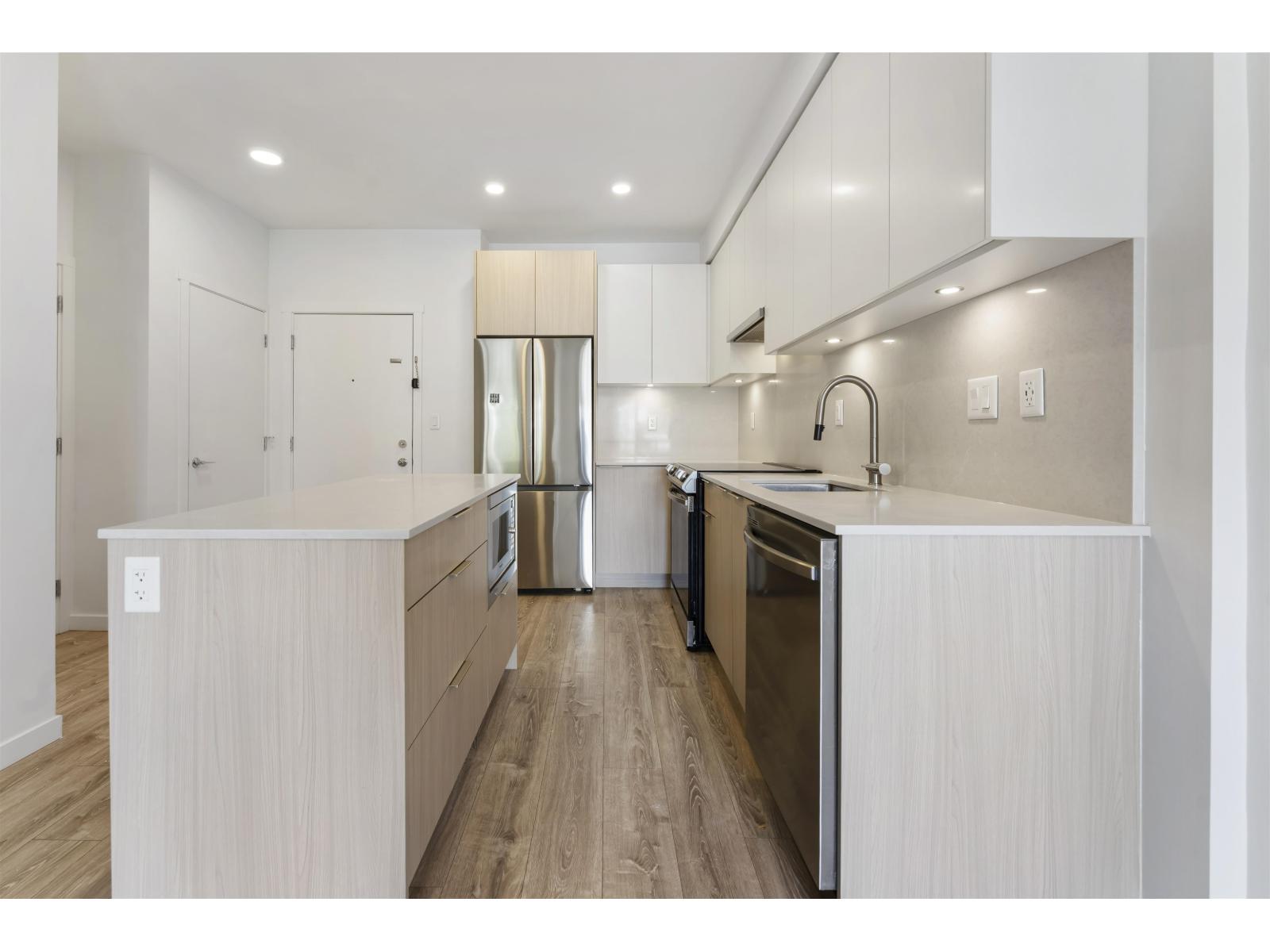 430 13968 Laurel Drive, Surrey, British Columbia  V3T 0S9 - Photo 11 - R3105338