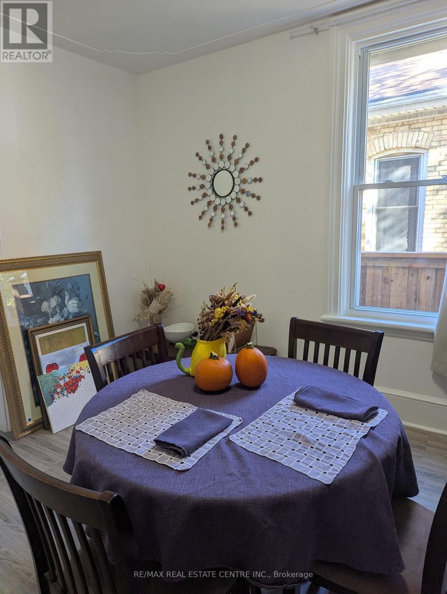 159 Wellington Street, Cambridge, Ontario  N1R 3Y8 - Photo 14 - X12884374