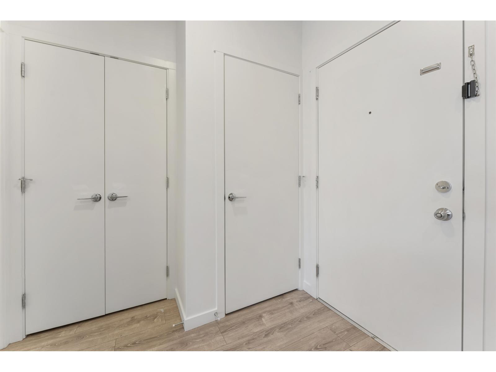 430 13968 Laurel Drive, Surrey, British Columbia  V3T 0S9 - Photo 3 - R3105338