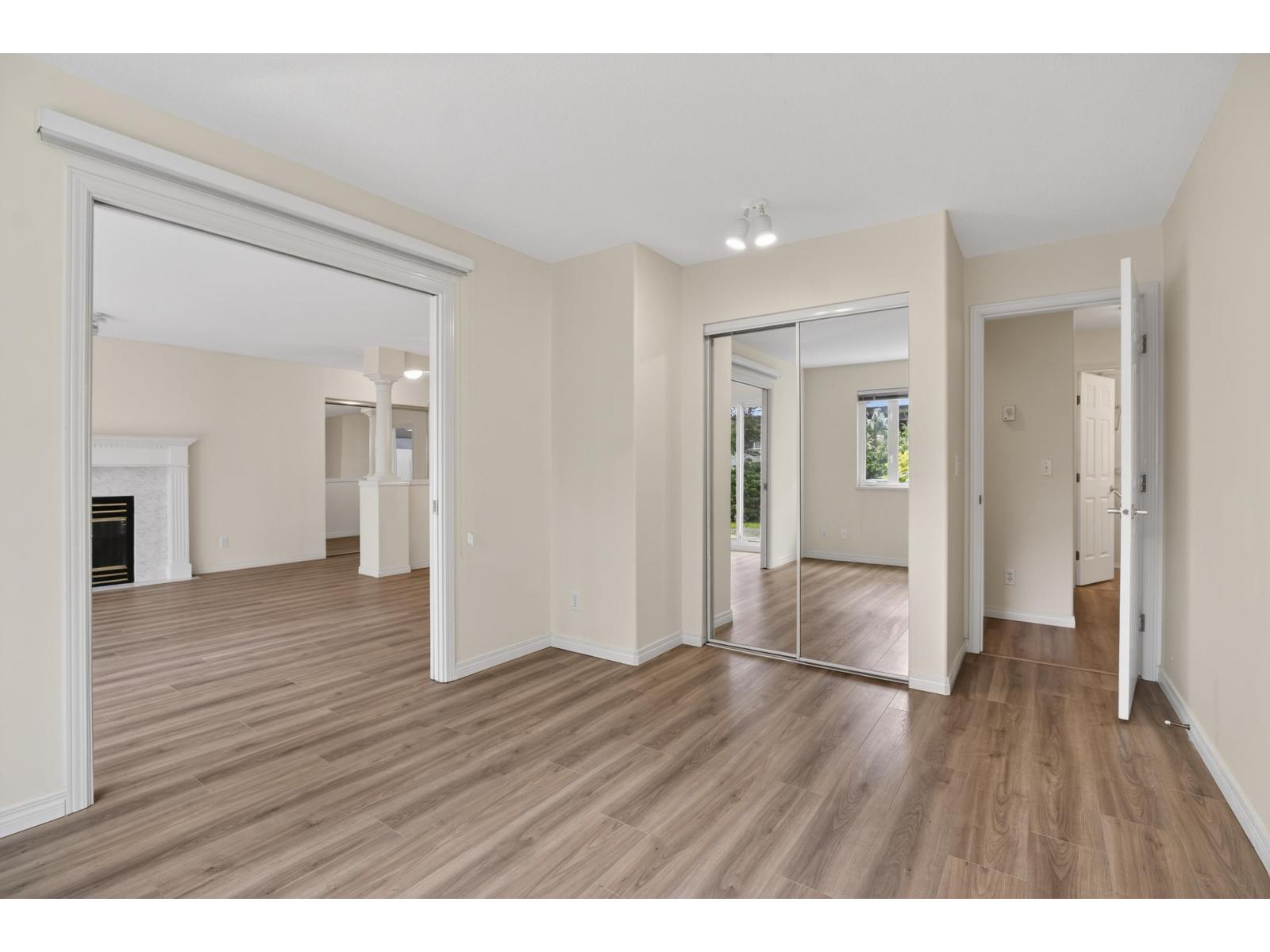 216 13888 70 Avenue, Surrey, British Columbia  V3W 0R8 - Photo 11 - R3104628