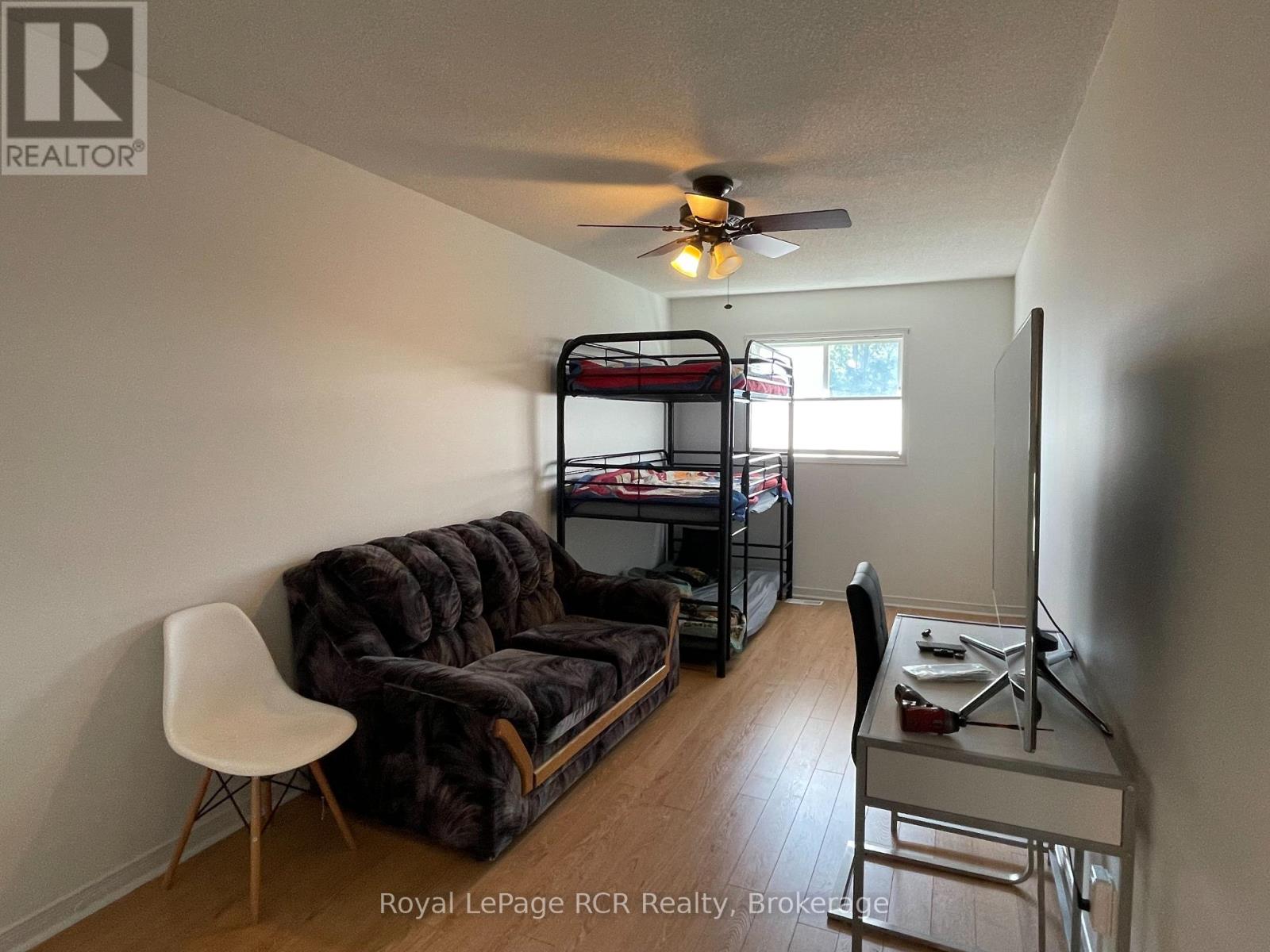 409 Thomas Street, Clearview, Ontario L0M 1S0 - Photo 22 - S12940650