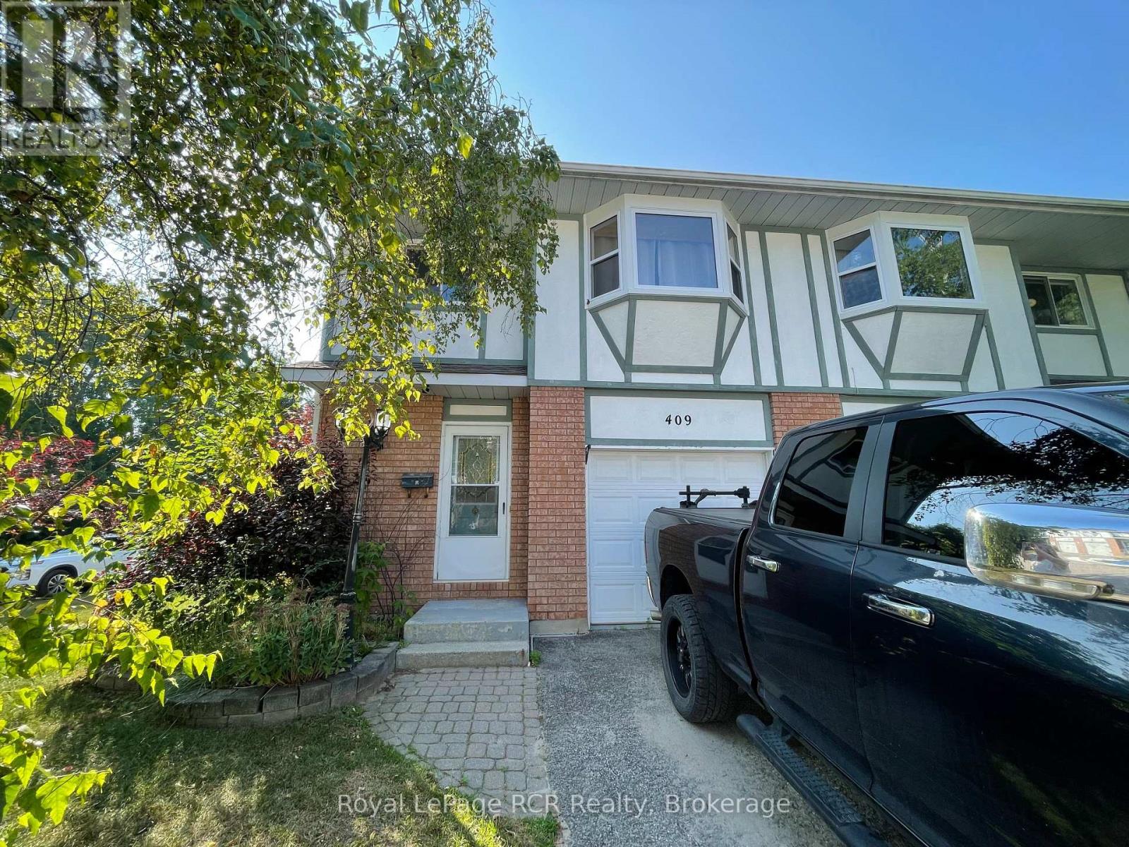 409 Thomas Street, Clearview, Ontario L0M 1S0 - Photo 3 - S12940650