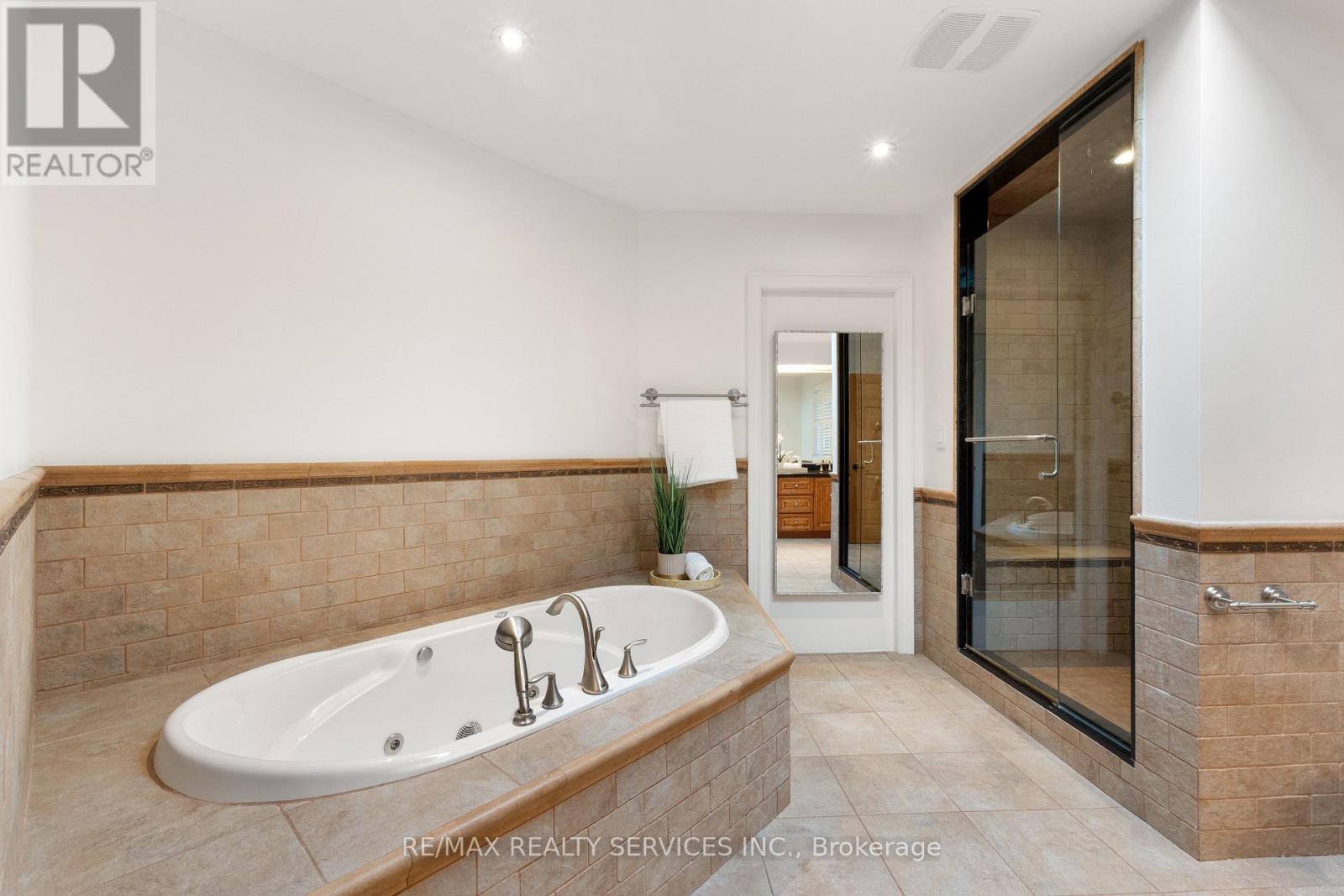 546 Conservation Drive, Brampton, Ontario  L6Z 0B8 - Photo 21 - W12911166