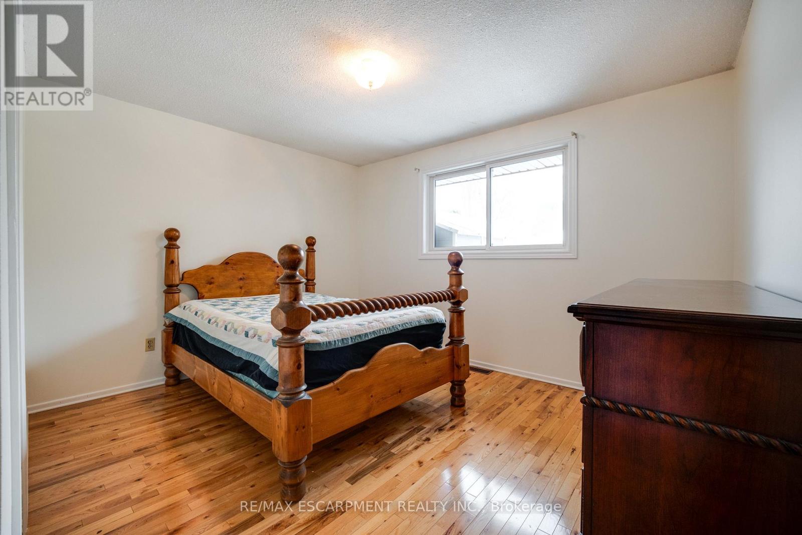 133 Burwell Street, Brantford, Ontario  N3T 4V2 - Photo 10 - X12596970