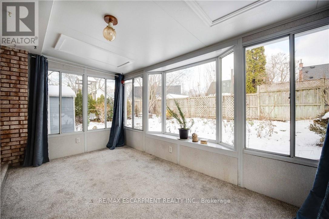 133 Burwell Street, Brantford, Ontario  N3T 4V2 - Photo 30 - X12596970