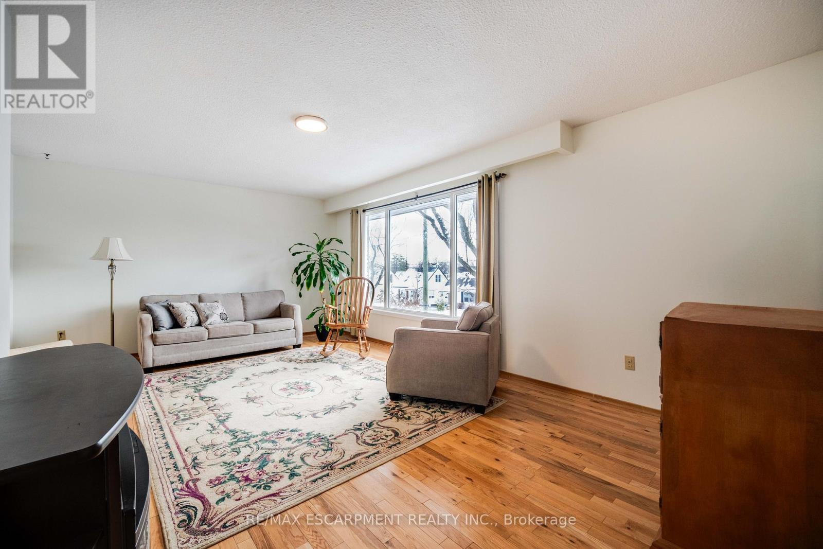 133 Burwell Street, Brantford, Ontario  N3T 4V2 - Photo 8 - X12596970