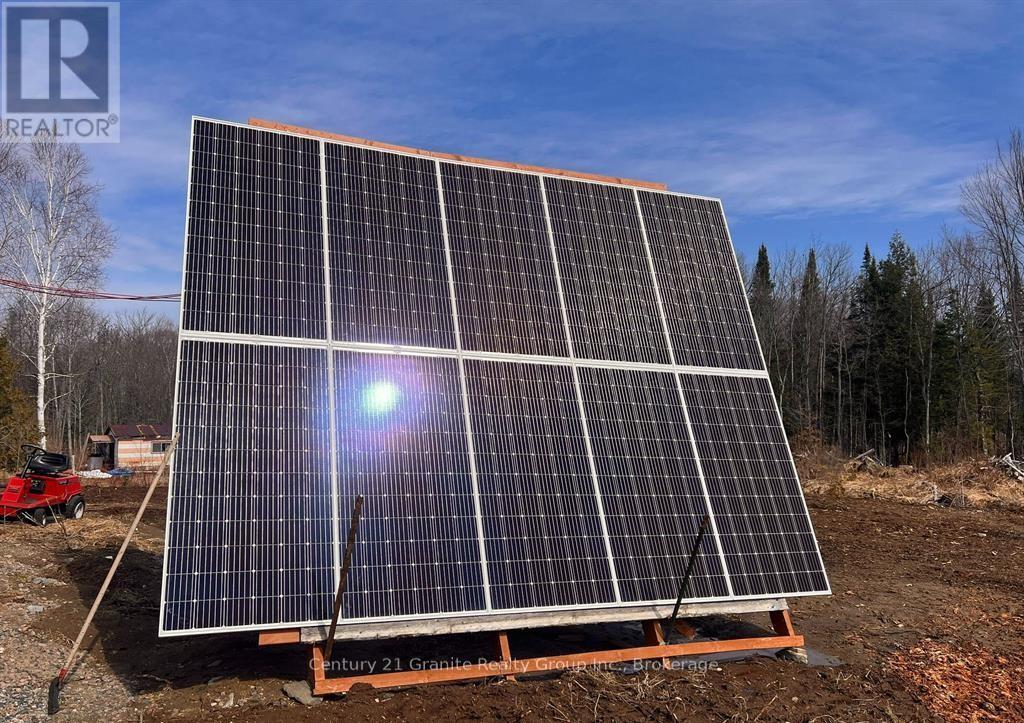 9734 Highway 118 W, Algonquin Highlands, Ontario  K0M 1J2 - Photo 32 - X12940680